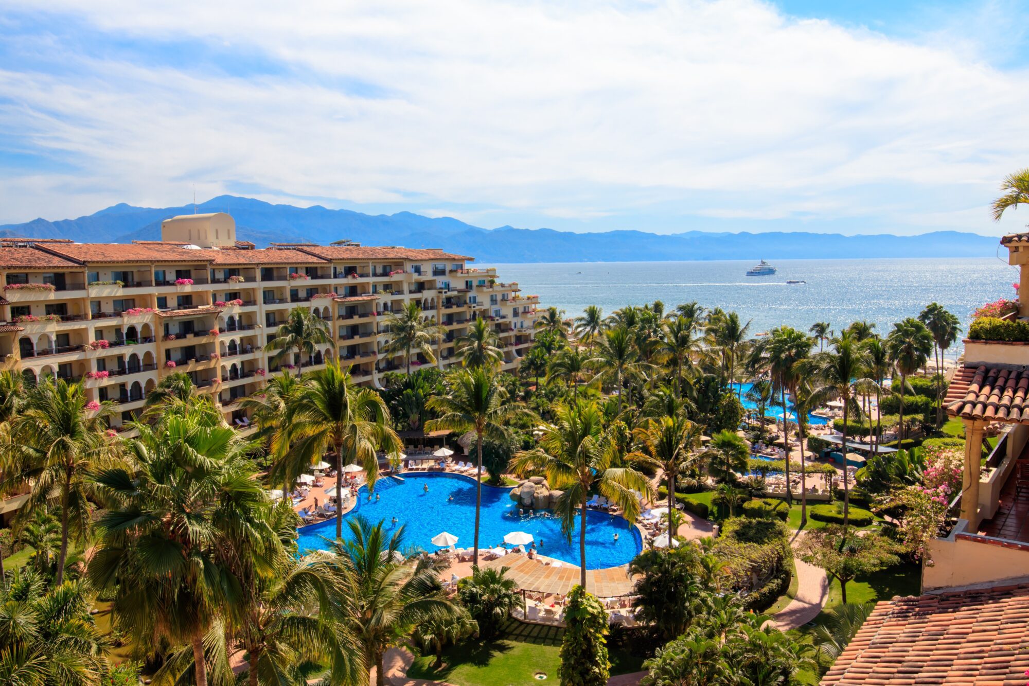 Velas Vallarta | Puerto Vallarta Wedding | Wedaways