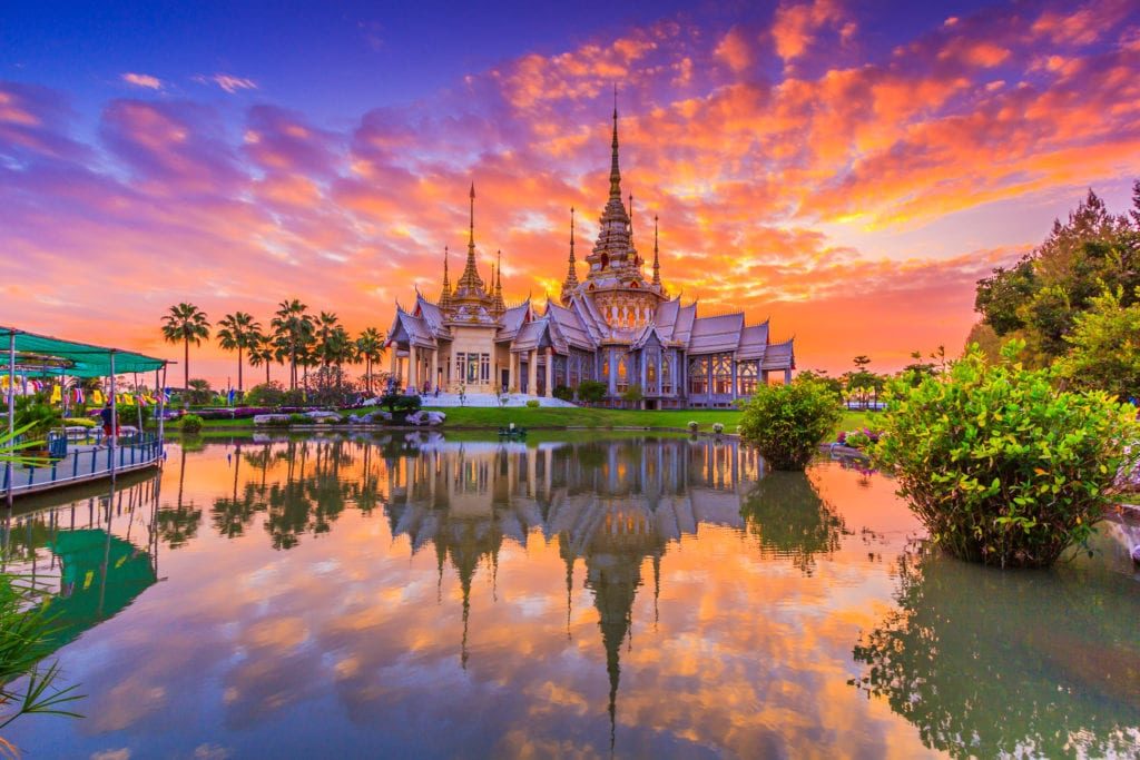 honeymoon travel magazine thailand