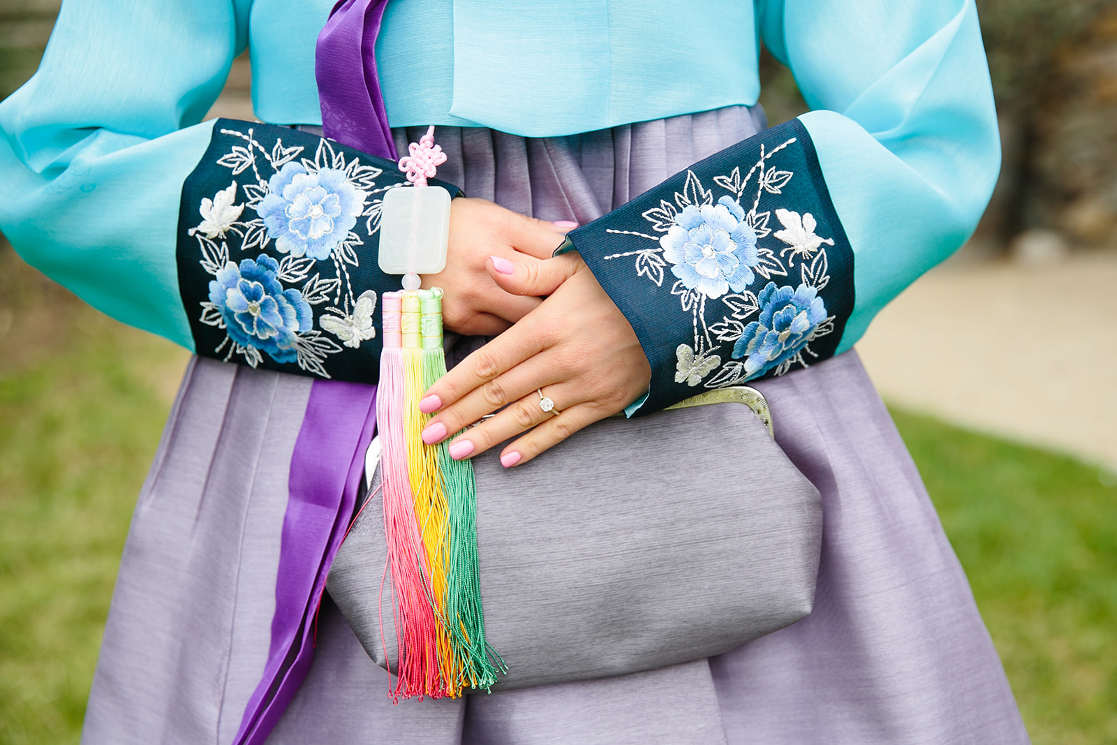 How interesting “Hanbok” – Traditional Korean Clothing – stronggergirl